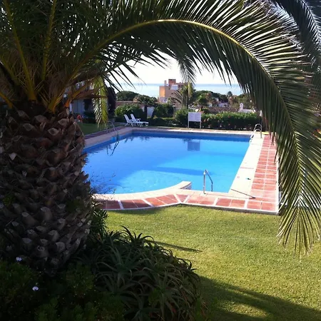 Adosado En Residencial *