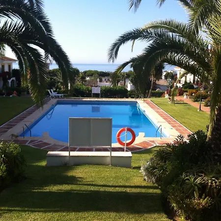 Dom wakacyjny Adosado En Residencial